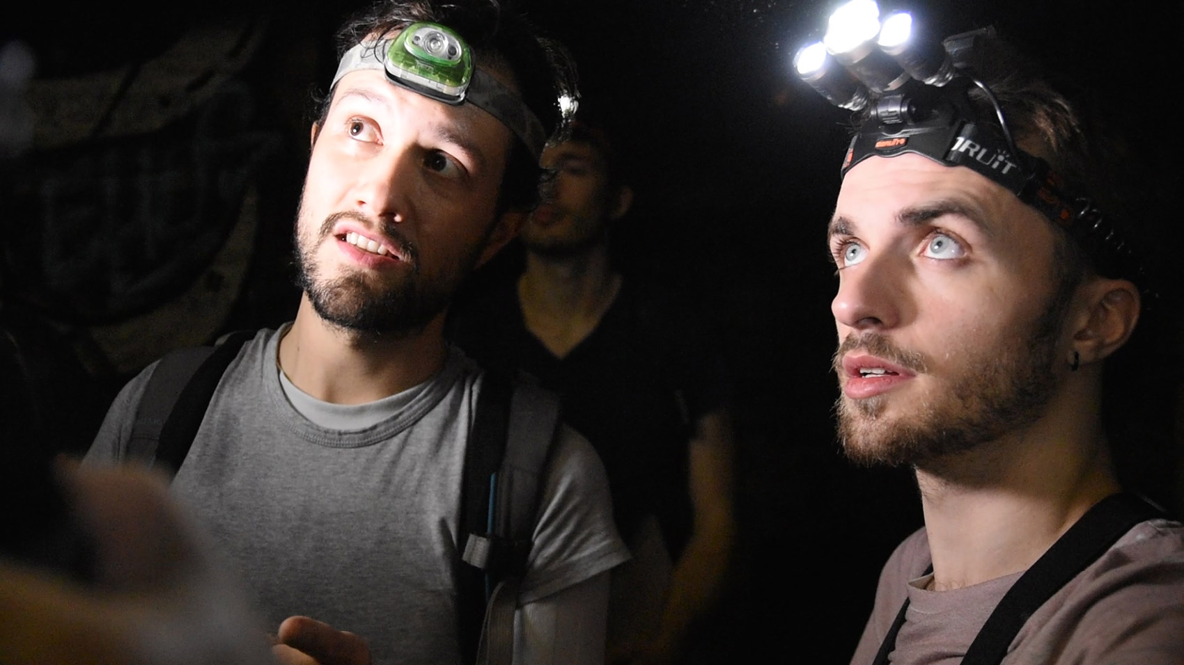 Mamytwink, Squeezie et Nico (Hit the road) dans les catacombes interdites de Paris